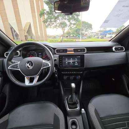 RENAULT-DUSTER-2023