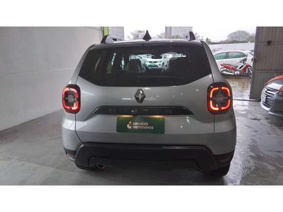 RENAULT-DUSTER-2023