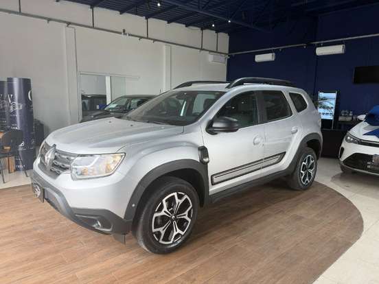 RENAULT-DUSTER-2023