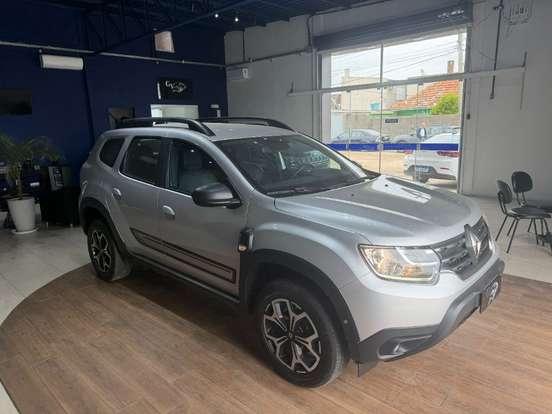 RENAULT-DUSTER-2023