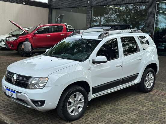 RENAULT-DUSTER-2015