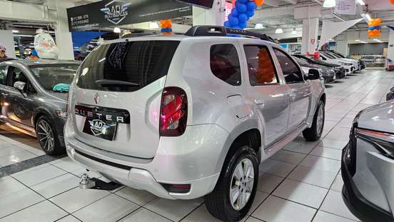 RENAULT-DUSTER-2016