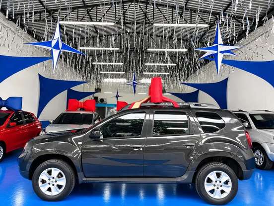RENAULT-DUSTER-2017
