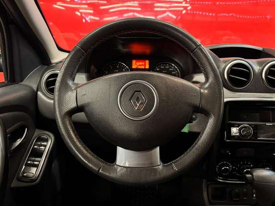 RENAULT-DUSTER-2.0 DYNAMIQUE 4X2 16V FLEX 4P AUTOMÁTICO RENAULT-DUSTER-2013