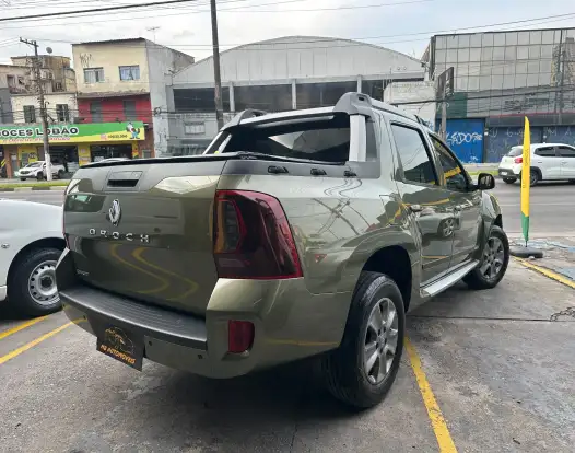 RENAULT-DUSTER OROCH-2016