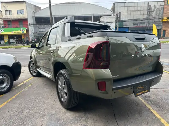 RENAULT-DUSTER OROCH-2.0 16V FLEX DYNAMIQUE 4P AUTOMÁTICO RENAULT-DUSTER OROCH-2016