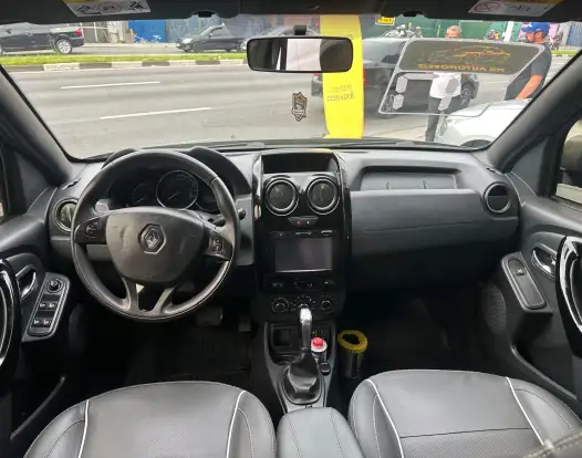 RENAULT-DUSTER OROCH-2016