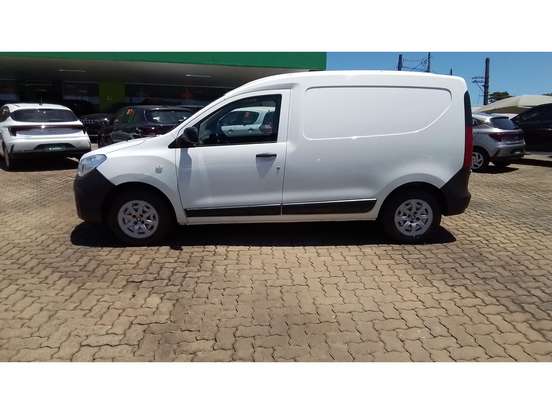 RENAULT-KANGOO-1.6 16V SCE FLEX ADVANCED MANUAL RENAULT-KANGOO-2024