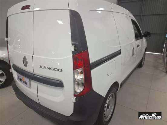 RENAULT-KANGOO-2025