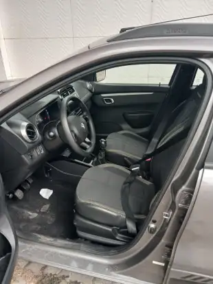 RENAULT-KWID-2025