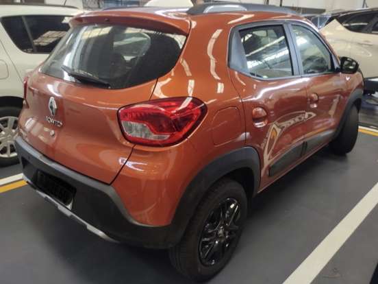 RENAULT-KWID-1.0 12V SCE FLEX OUTSIDER MANUAL RENAULT-KWID-2020