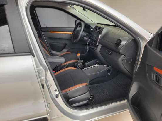RENAULT-KWID-1.0 12V SCE FLEX OUTSIDER MANUAL RENAULT-KWID-2021