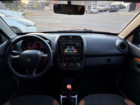 RENAULT-KWID-1.0 12V SCE FLEX OUTSIDER MANUAL RENAULT-KWID-2021