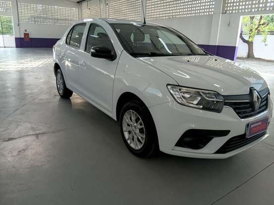 RENAULT-LOGAN-2024