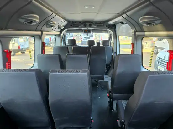 RENAULT-MASTER-2025