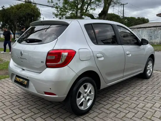 RENAULT-SANDERO-1.6 DYNAMIQUE 8V FLEX 4P MANUAL RENAULT-SANDERO-2014