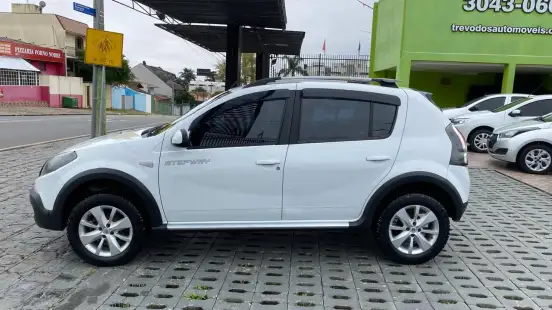 RENAULT-SANDERO-1.6 STEPWAY TWEED 8V FLEX 4P MANUAL RENAULT-SANDERO-2013