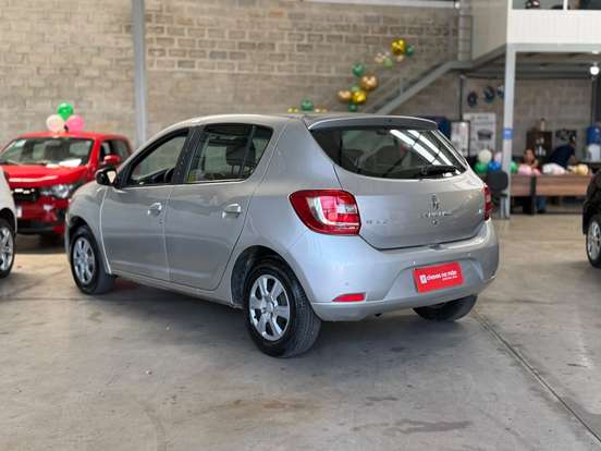 RENAULT-SANDERO-1.6 DYNAMIQUE 8V FLEX 4P MANUAL RENAULT-SANDERO-2014