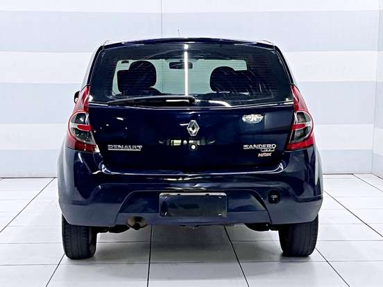 RENAULT-SANDERO-2009