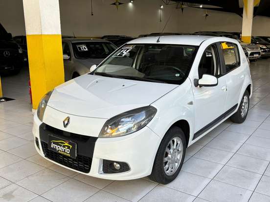 RENAULT-SANDERO-1.6 PRIVILÉGE 16V FLEX 4P AUTOMÁTICO RENAULT-SANDERO-2013