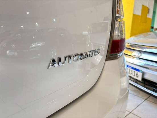 RENAULT-SANDERO-1.6 PRIVILÉGE 16V FLEX 4P AUTOMÁTICO RENAULT-SANDERO-2013