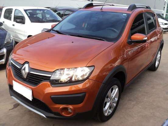 RENAULT-SANDERO-1.6 STEPWAY 8V FLEX 4P AUTOMATIZADO RENAULT-SANDERO-2015