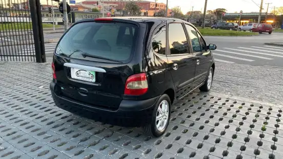 RENAULT-SCÉNIC-2008