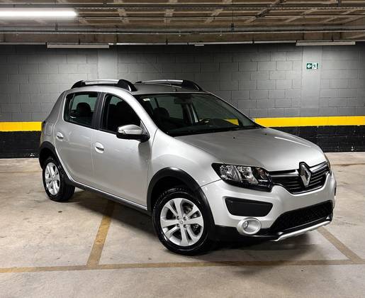 RENAULT SANDERO 1.6 STEPWAY 8V FLEX 4P AUTOMATIZADO