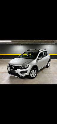 RENAULT-SANDERO-2015