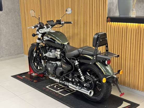 ROYAL ENFIELD-METEOR 650 INTERSTELLAR-2025