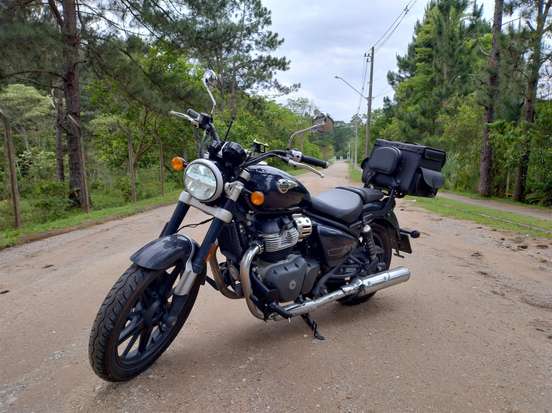 ROYAL ENFIELD-METEOR 650 ASTRAL-2025