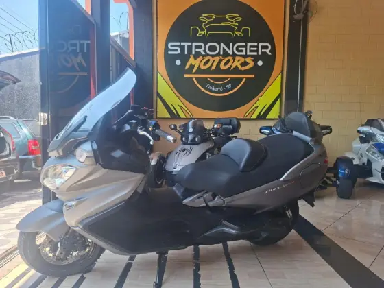 SUZUKI BURGMAN 650 EXECUTIVE 