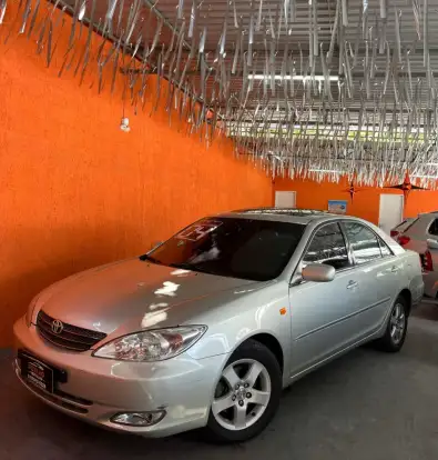TOYOTA-CAMRY-2004