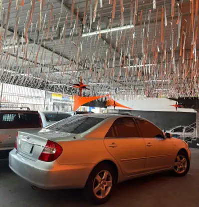 TOYOTA-CAMRY-2004