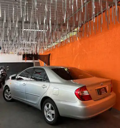 TOYOTA-CAMRY-2004