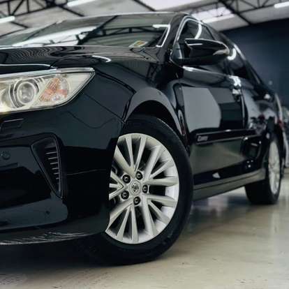 TOYOTA-CAMRY-2017