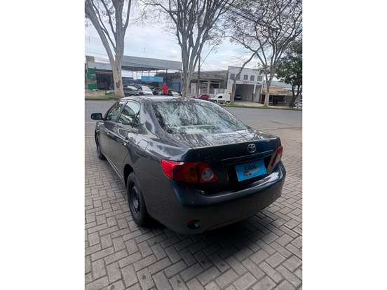 TOYOTA-COROLLA-2010