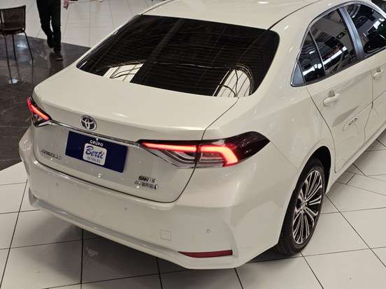 TOYOTA-COROLLA-2020