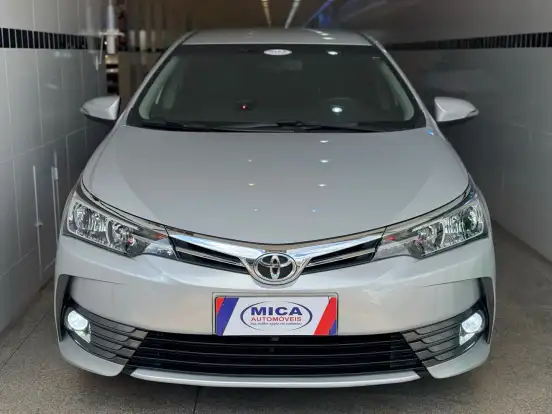 TOYOTA-COROLLA-2018