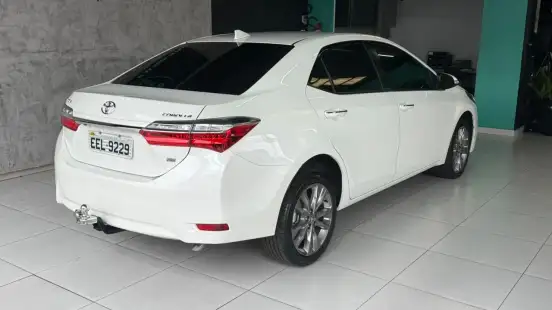 TOYOTA-COROLLA-2019