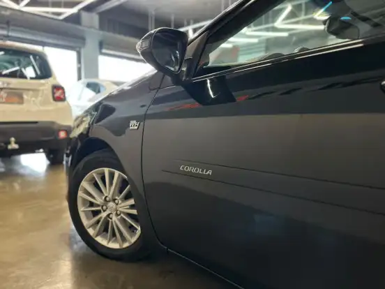 TOYOTA-COROLLA-2015