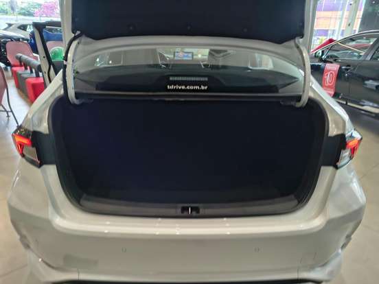 TOYOTA-COROLLA-2026
