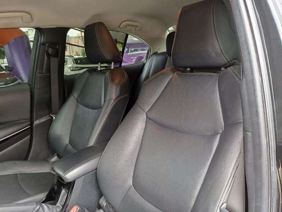 TOYOTA-COROLLA-2023