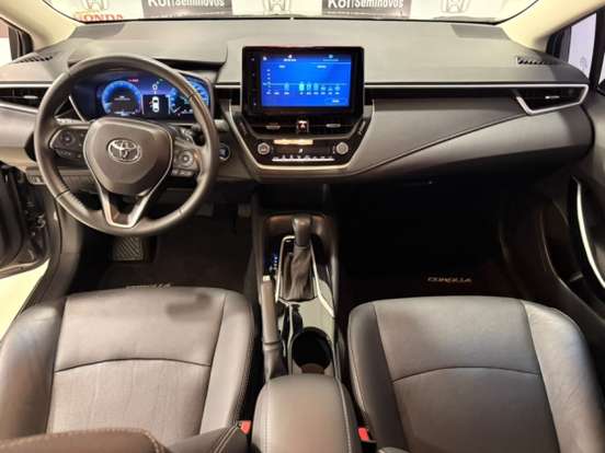TOYOTA-COROLLA-2023