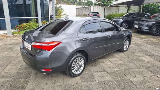 TOYOTA-COROLLA-2015
