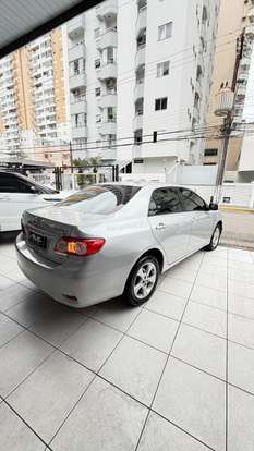 TOYOTA-COROLLA-2013