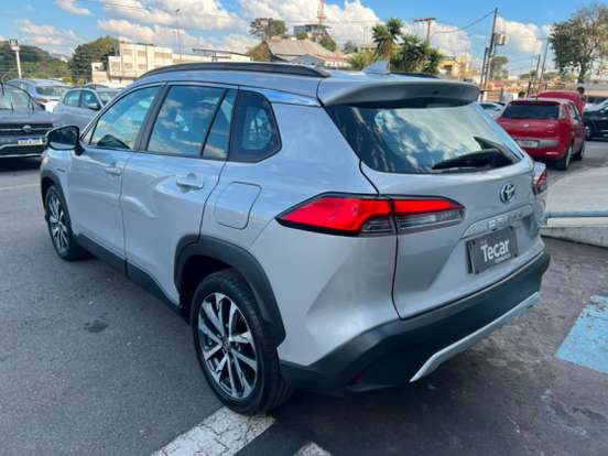 TOYOTA-COROLLA CROSS-2022