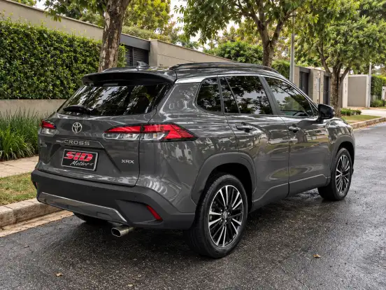 TOYOTA-COROLLA CROSS-2024