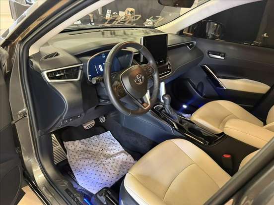 TOYOTA-COROLLA CROSS-2024