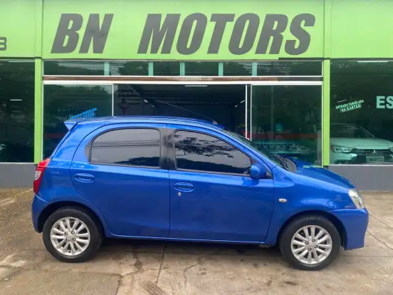 TOYOTA-ETIOS-1.3 XS 16V FLEX 4P MANUAL TOYOTA-ETIOS-2012
